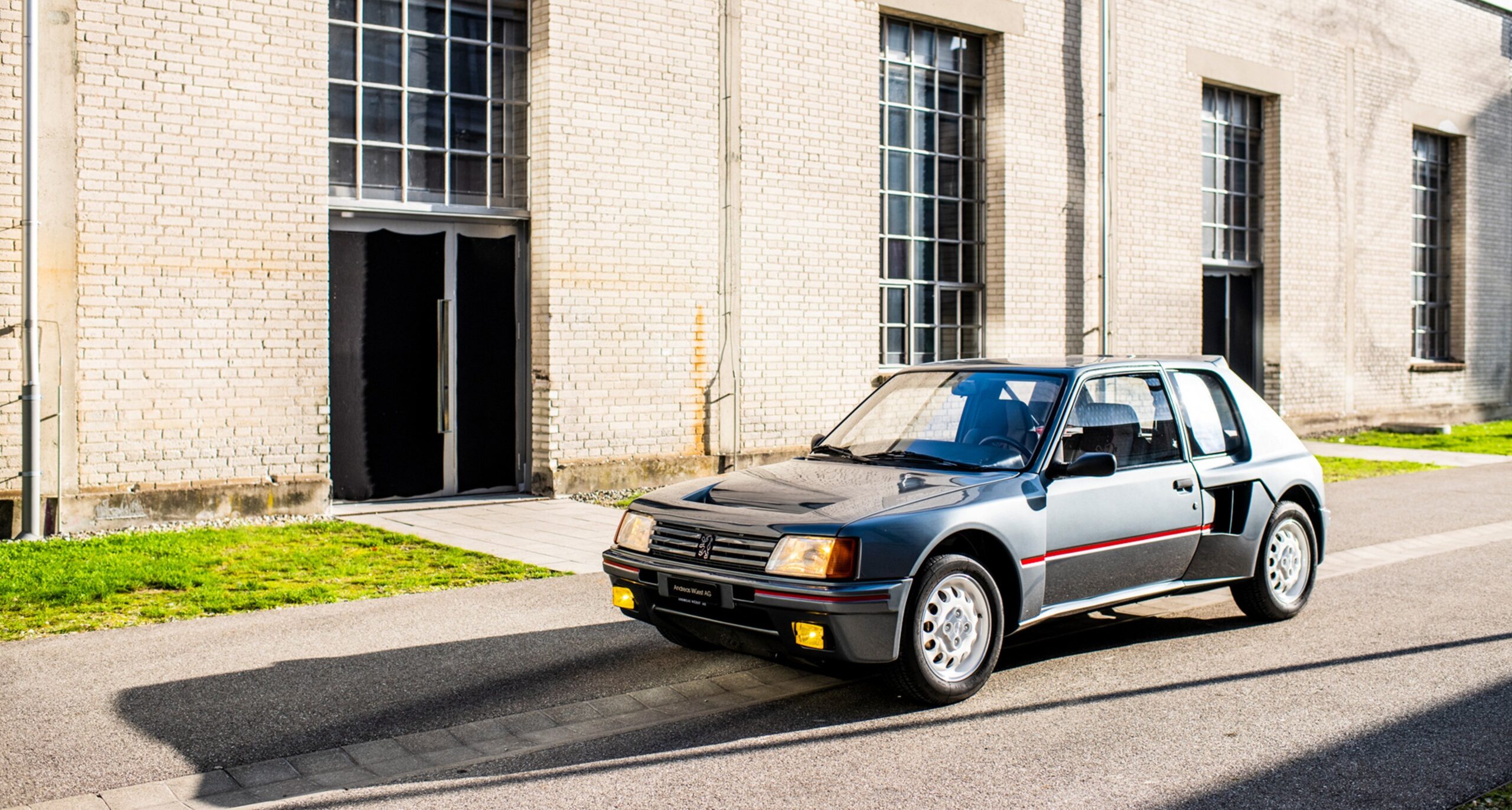 Don’t let your mother go grocery shopping in this Peugeot 205 Turbo 16!<br />
