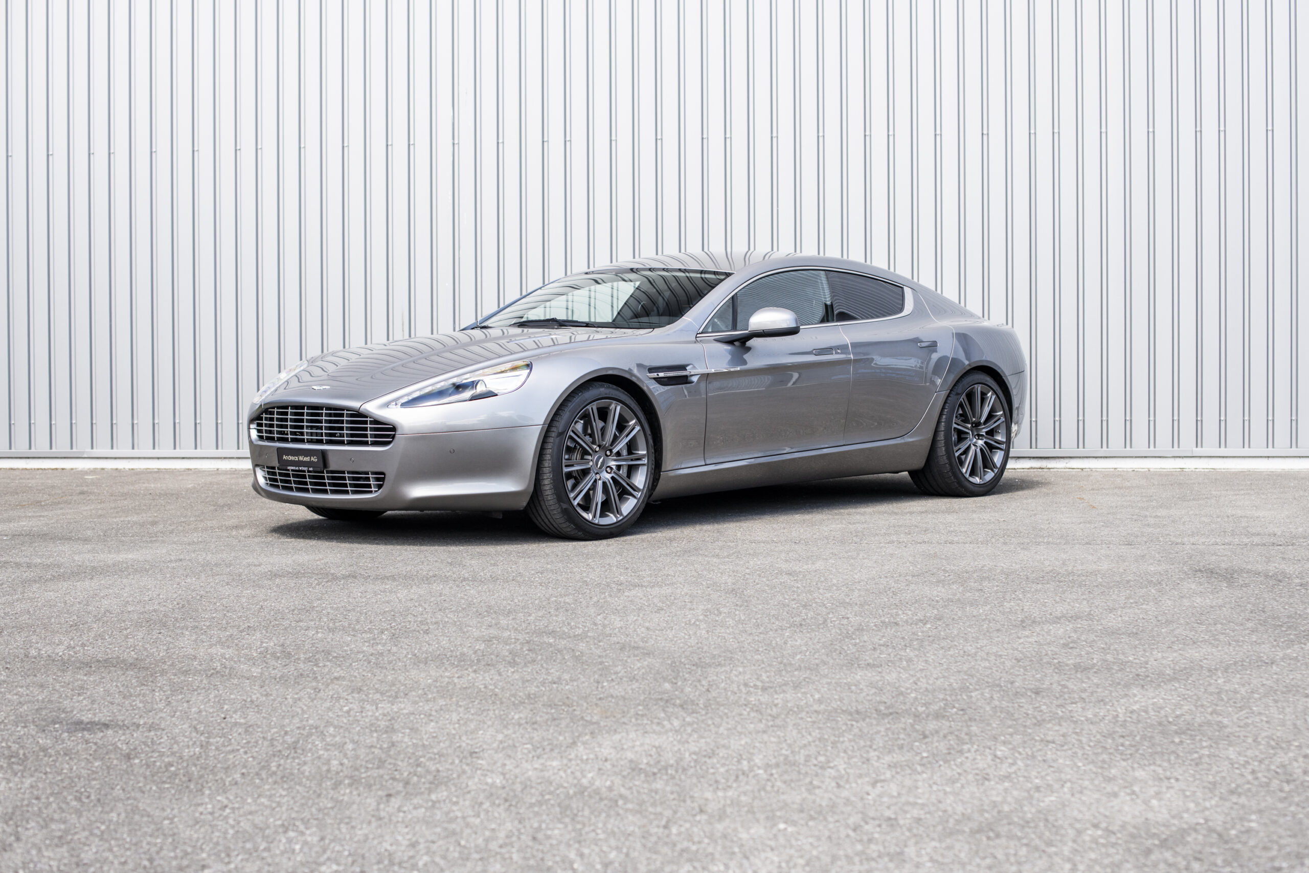 2011 Aston Martin Rapide 5.9 V12 Touchtronic 2